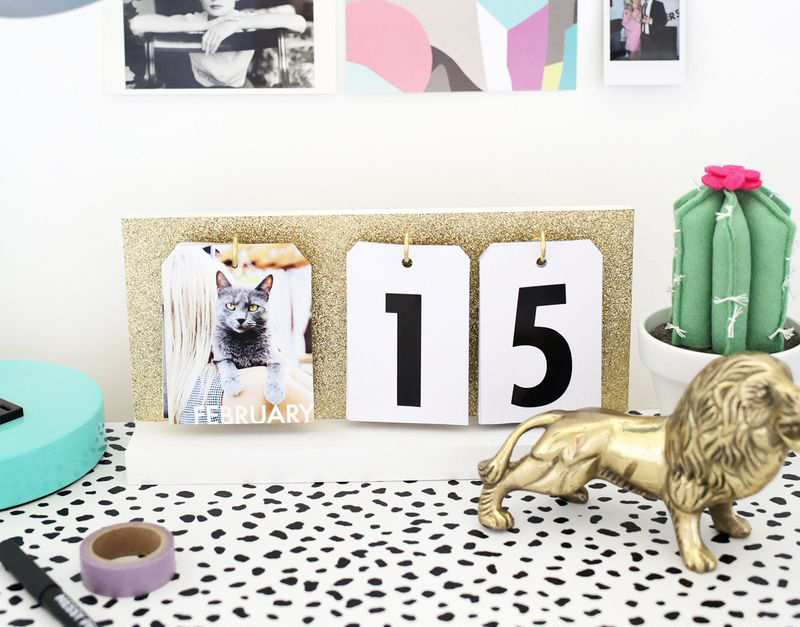 DIY gifts, DIY gifts for friends, DIY desk calendar, DIY gifts for coworkers