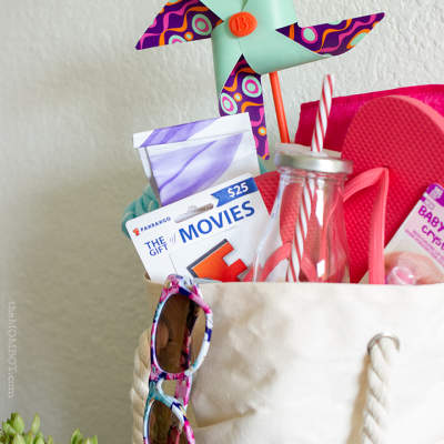end-of-the-year teacher gift bag 2015 | themombot.com