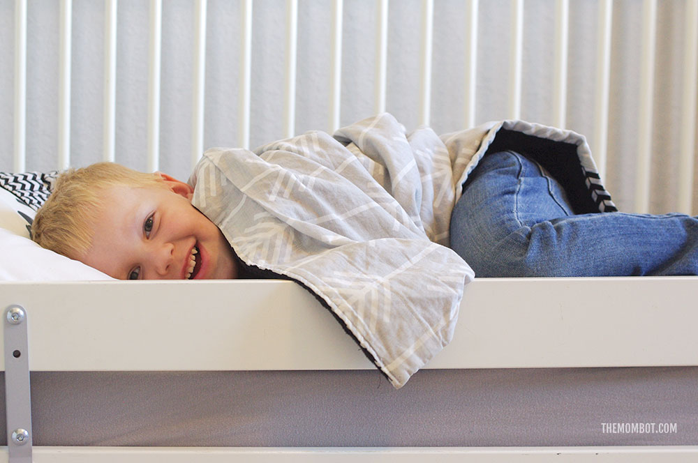 how to get your toddler to stay in bed, bedtime advice, parenting advice, toddler bedtime