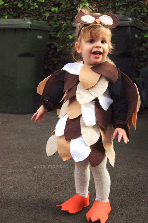 DIY owl Halloween costume | TheMombot.com