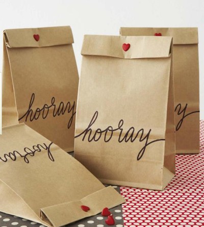 printing on paper bags: inspiration & tutorials | TheMombot.com