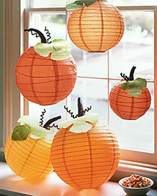 last minute halloween DIY decor | TheMombot.com