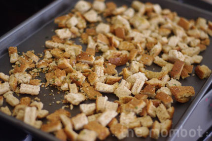 how to make croutons