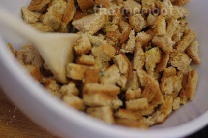 how to make croutons