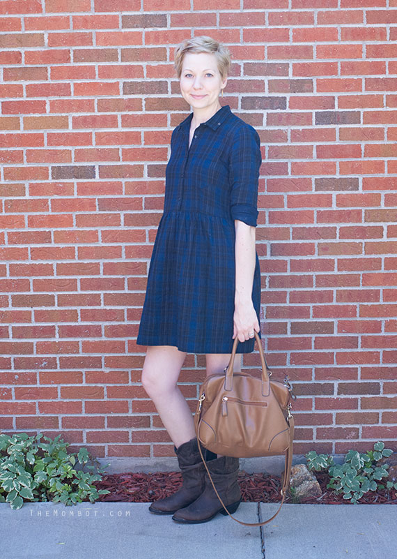 Plaid dress for fall | Themombot.com